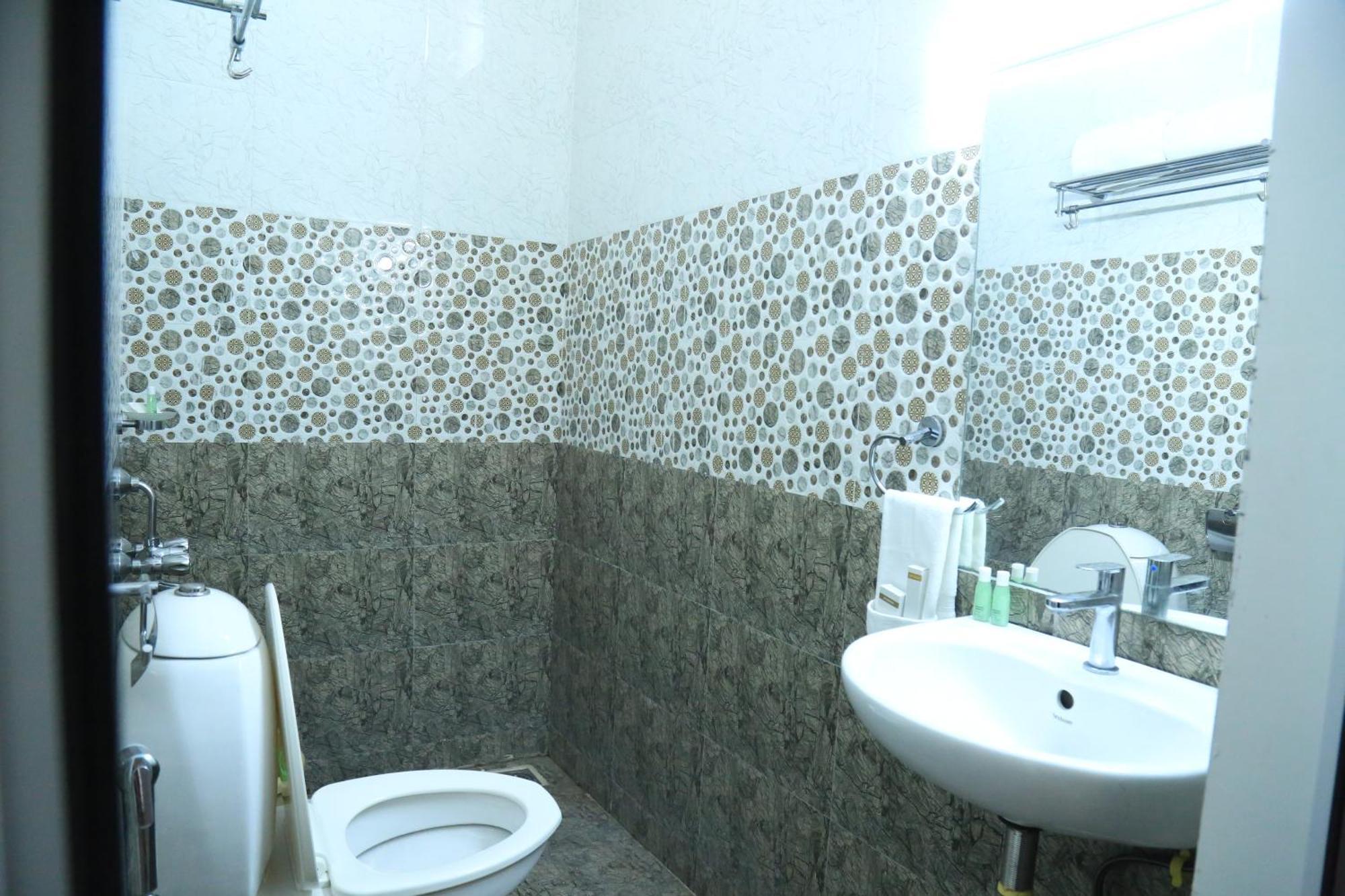 Christian Guest House 韦洛尔 外观 照片